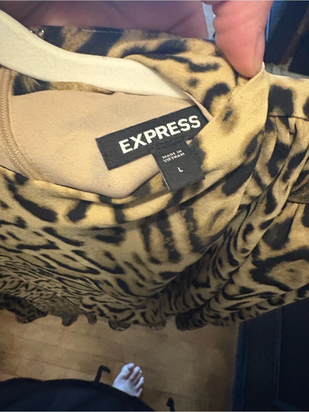 Express Leopard Print Ruffle-Hem Mini Dress - Tan & Black - Picture 5 of 5